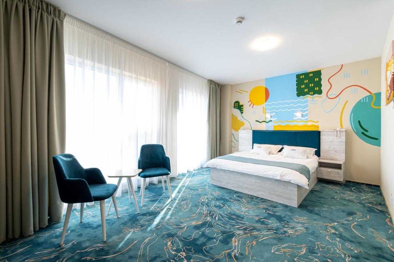 Fiald Hotel & Spa Bacău エクステリア 写真