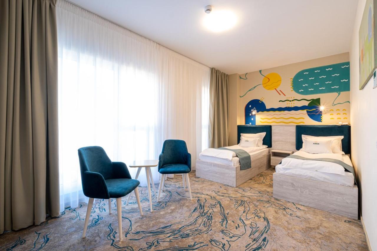 Fiald Hotel & Spa Bacău エクステリア 写真
