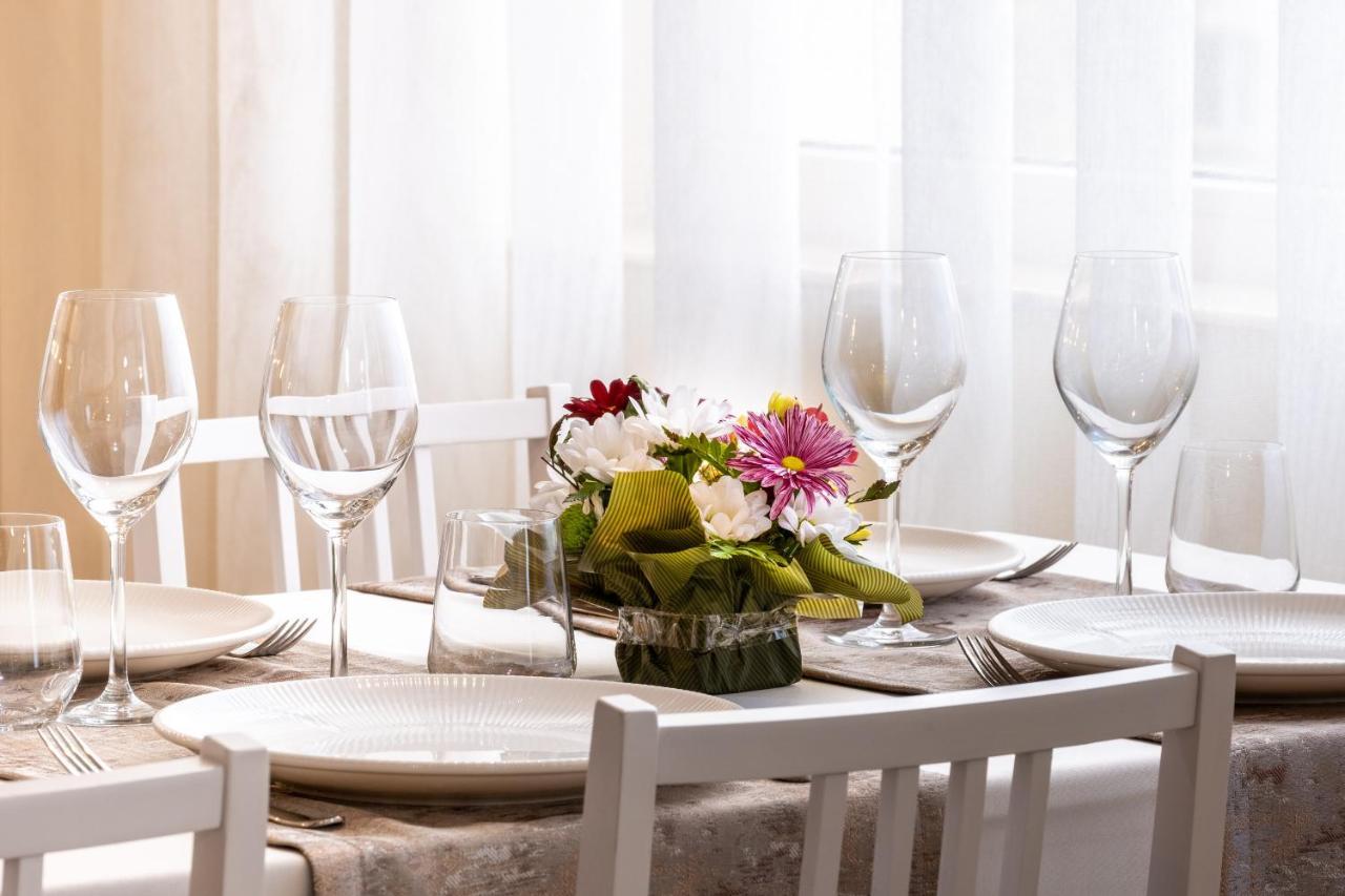 Fiald Hotel & Spa Bacău エクステリア 写真