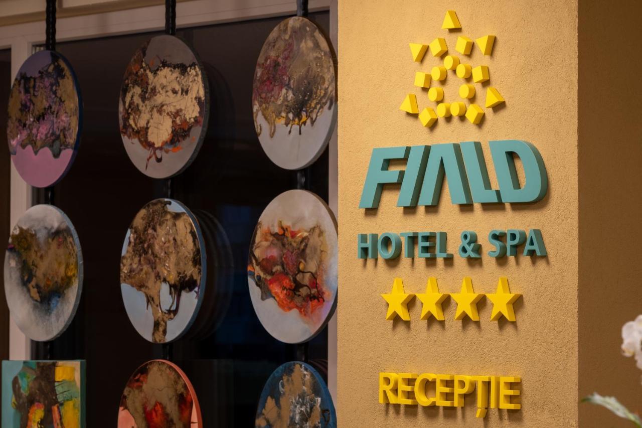 Fiald Hotel & Spa Bacău エクステリア 写真